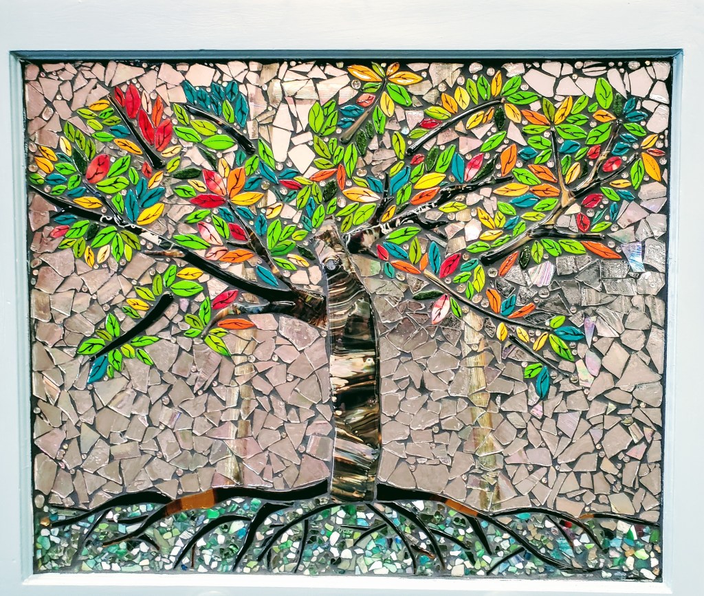 glass-mosaic-tree-class-